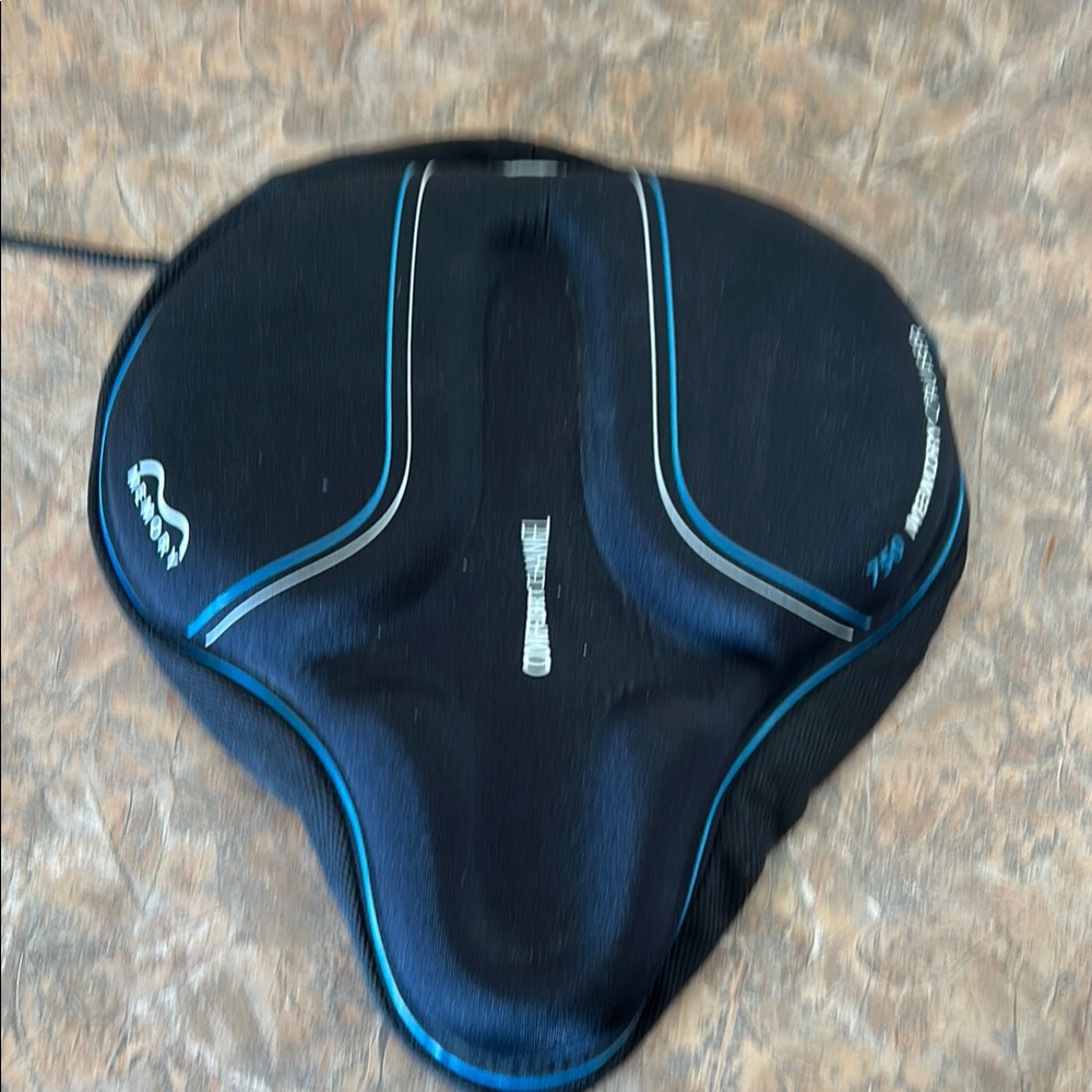 BELL 750 Memory Foam Cruiser Bicycle Seat Pad